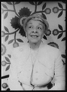 Nora Holt