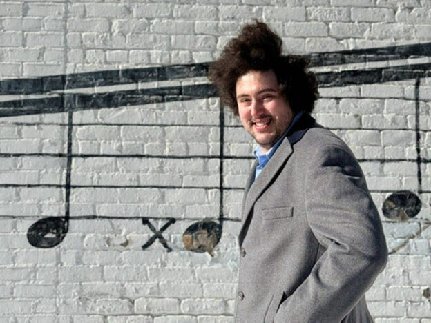 Featured image for Host Brandi Parisi Interviews Eugene Symphony's Alex Prior