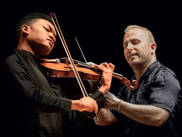 Spotlight image: John Pitman Review: Randall Goosby 'Violin Concertos'