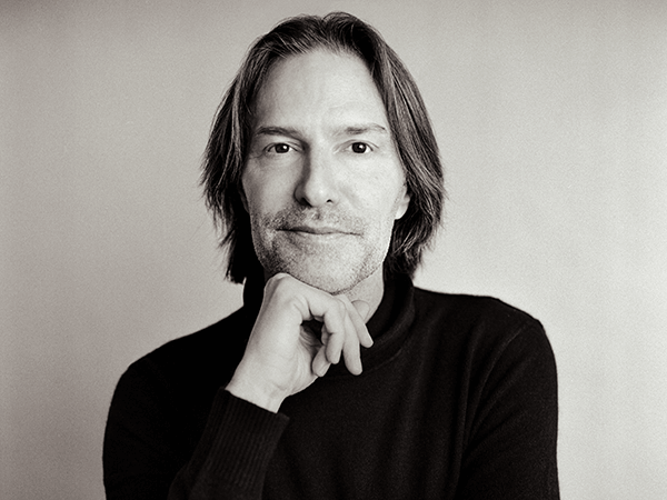 John Pitman Review: Eric Whitacre & Voces8 'Home'